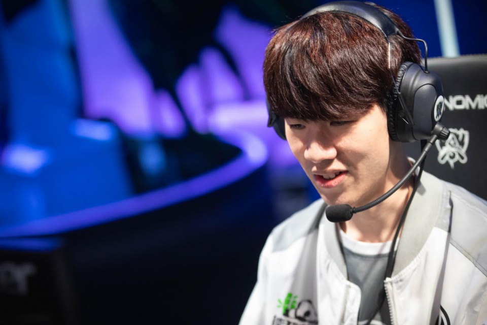 【战报】英雄联盟S10决赛，SN 1：3不敌DWG，DWG新王登基